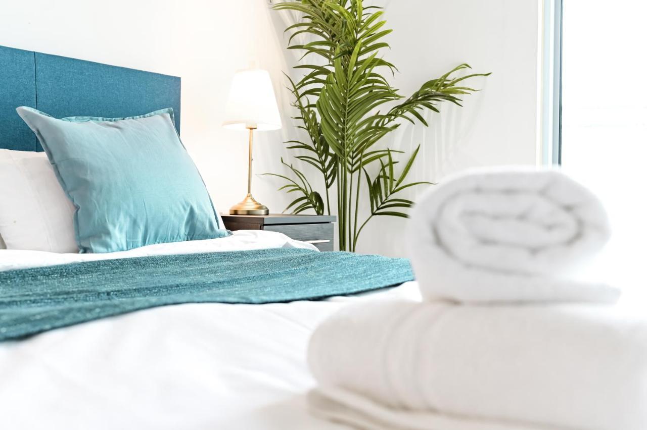 Khayat Homes - The Curve - One Bed لندن المظهر الخارجي الصورة