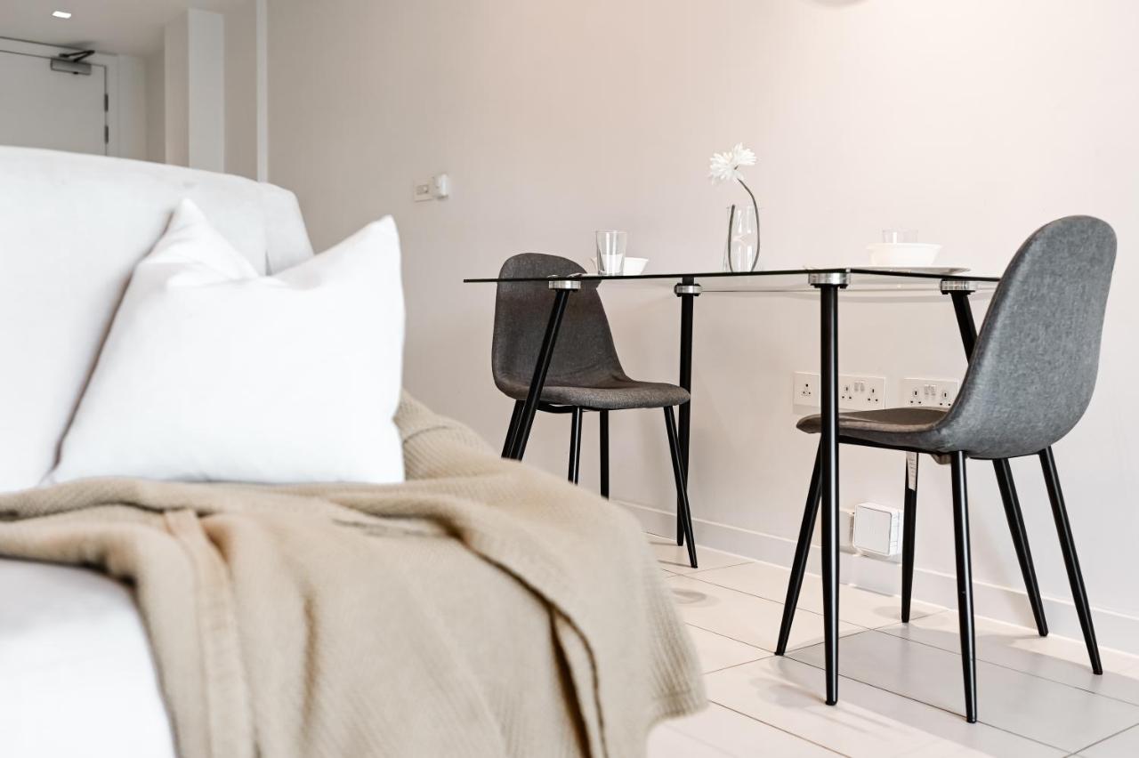 Khayat Homes - The Curve - One Bed لندن المظهر الخارجي الصورة